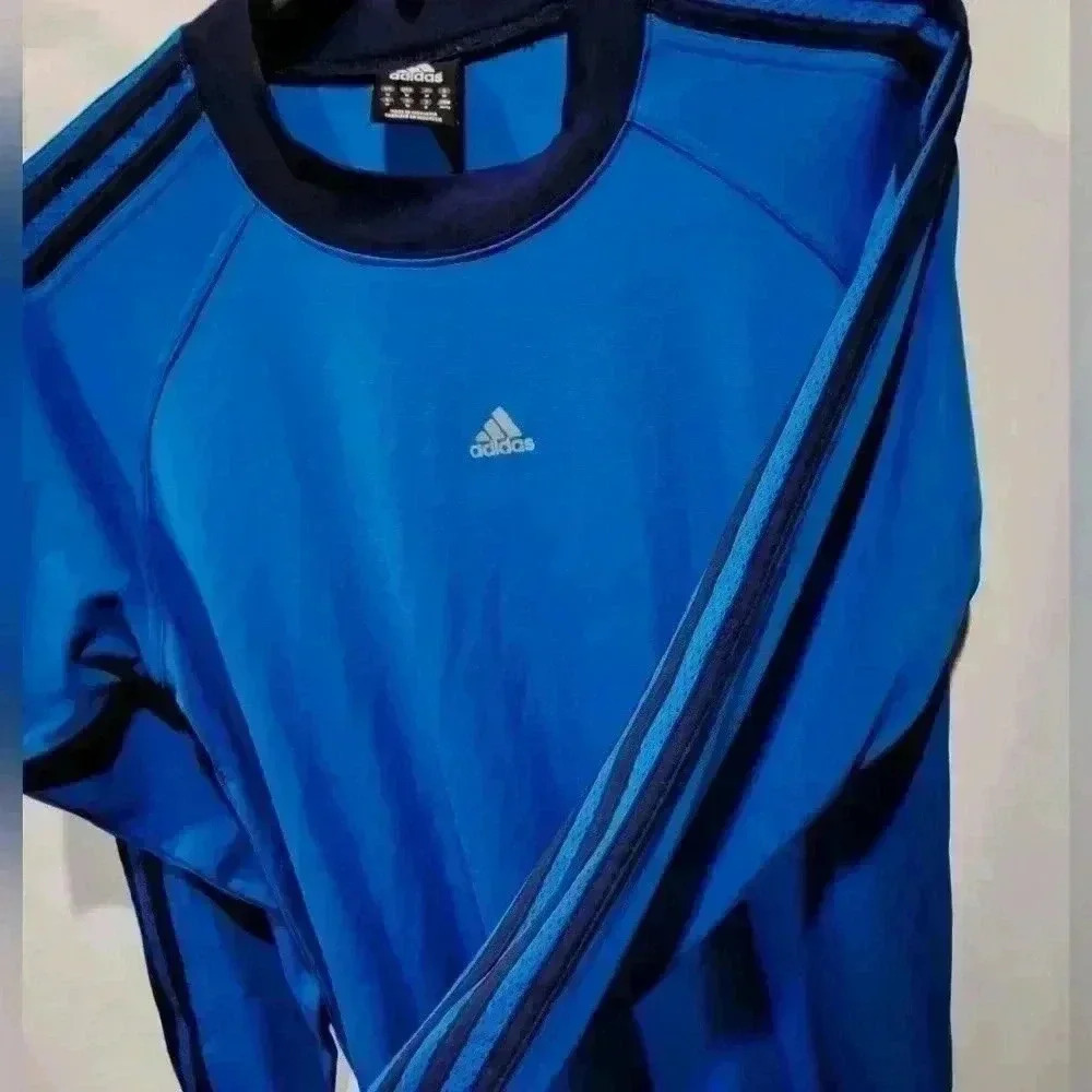 Adidas Long sleeve Tee Medium - Picture 2 of 9